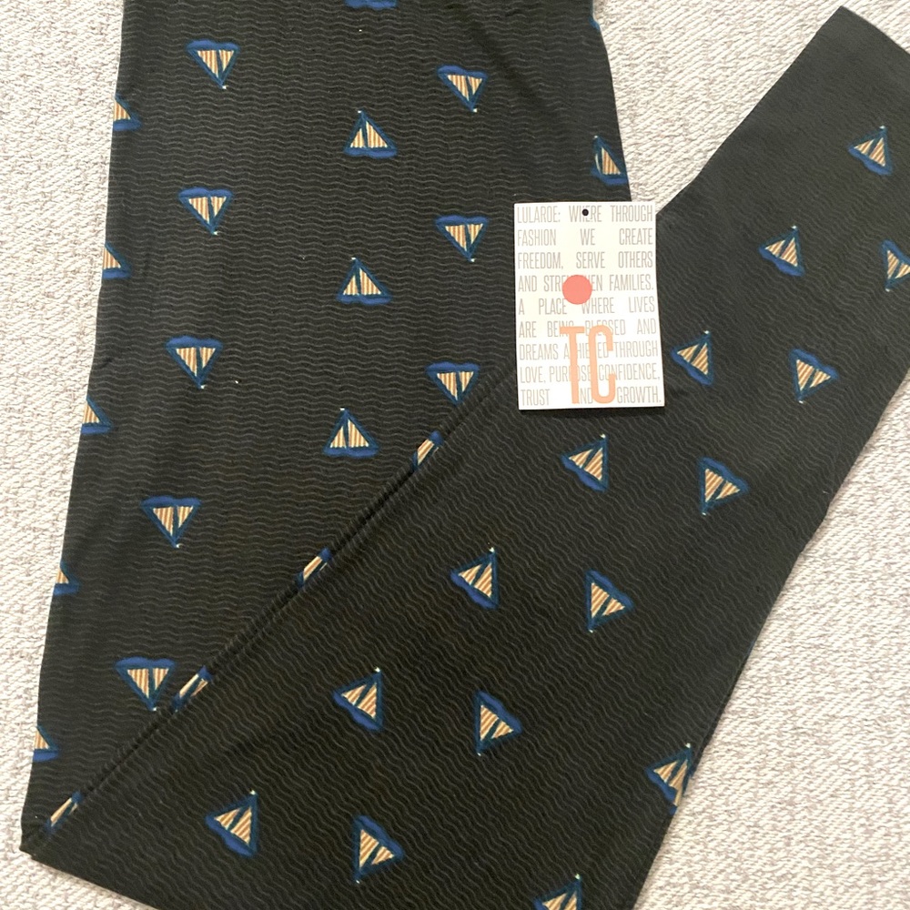 LulaRoe tc sailboat leggings ⛵️